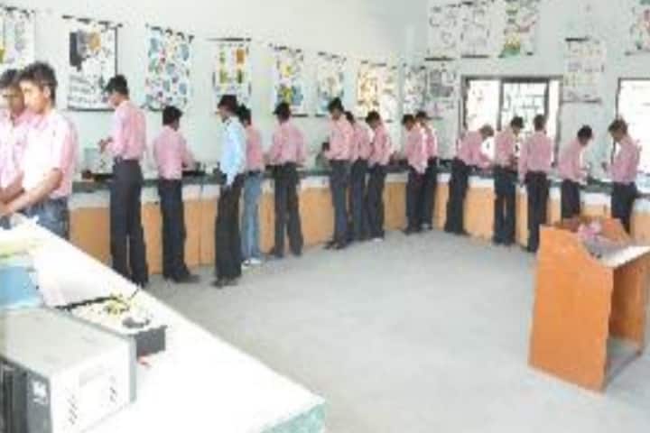 Shinde Polytechnic College, Buldhana campus photo 6