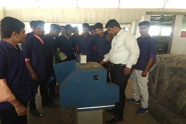 Santosh N Darade Polytechnic, Babhulgaon campus photo 3