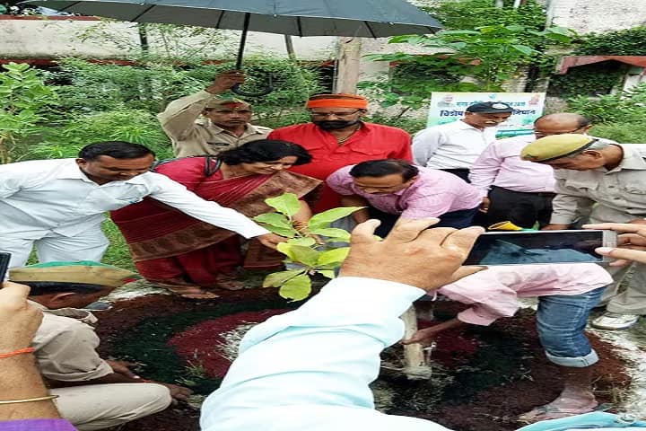 Sri Lal Bahadur Shastri Smarak Government Ayurvedic College and Hospital, Handia campus photo 4