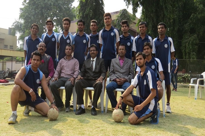 Navyug Science College, Surat campus photo 6
