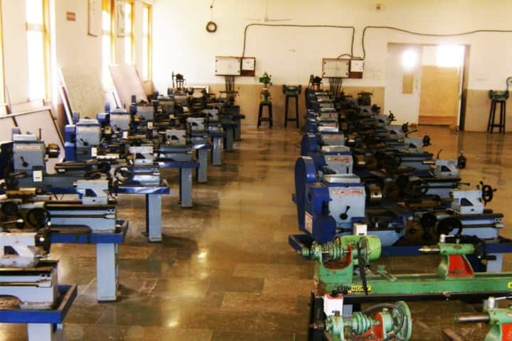 Vilasrao Deshmukh Foundation Group of Institutions- School of Engineering and Technology, Latur campus photo 6