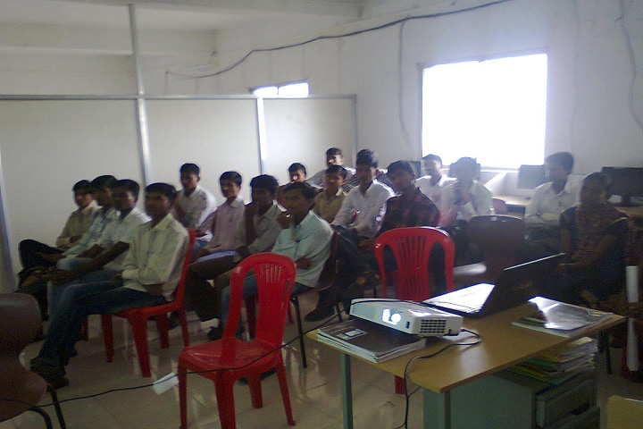 Vasant Polytechnic College, Beed campus photo 3