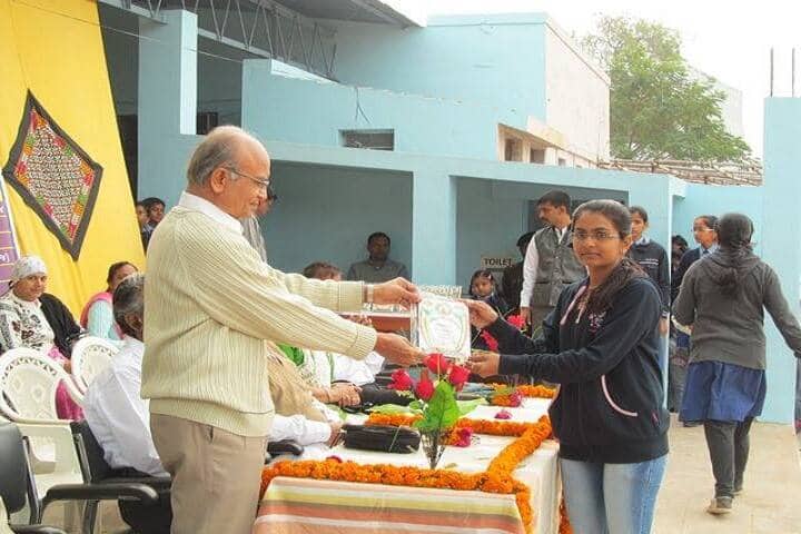 Parekh Brothers Science College, Kheda campus photo 2