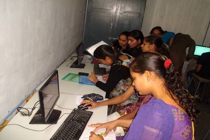 Parekh Brothers Science College, Kheda campus photo 3