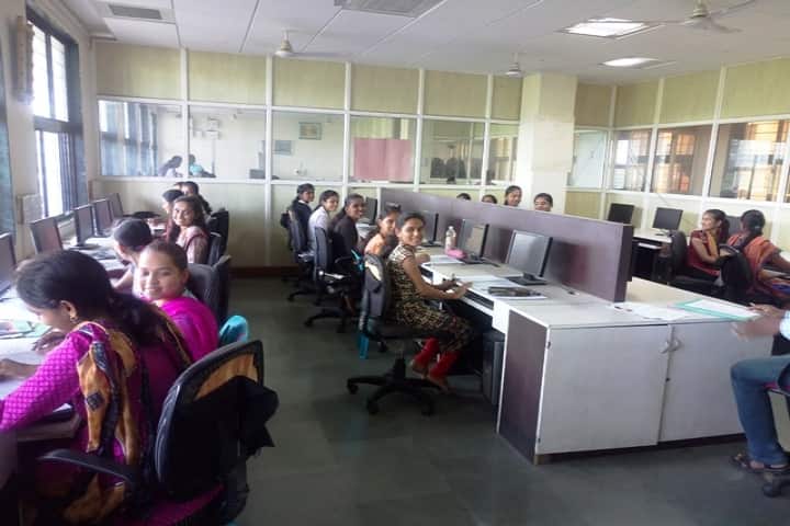 Government Residence Women Polytechnic, Tasgaon campus photo 2