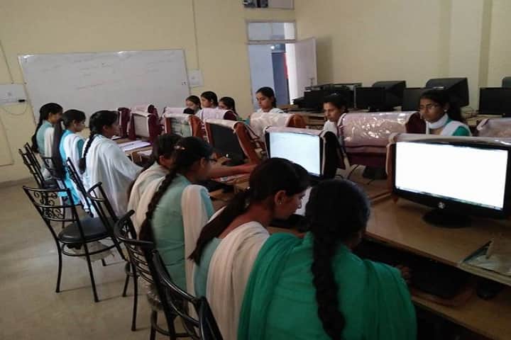 Shaheed Darshan Singh Pheruman Memorial College for Women, Amritsar campus photo 3