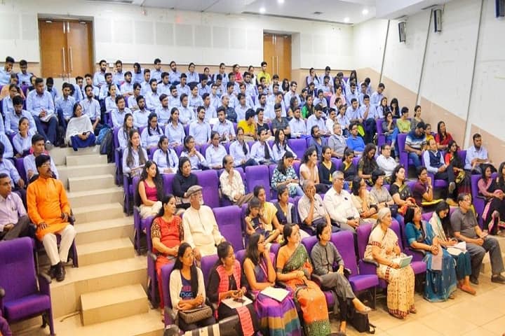 Faculty of Management Studies, MS Patel Institute of Management Studies, Vadodara campus photo 2