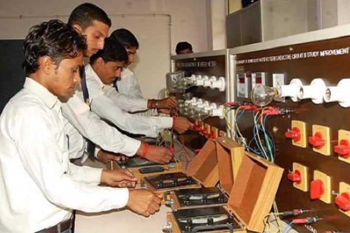 PK Institute of Technology and Management, Mathura campus photo 5