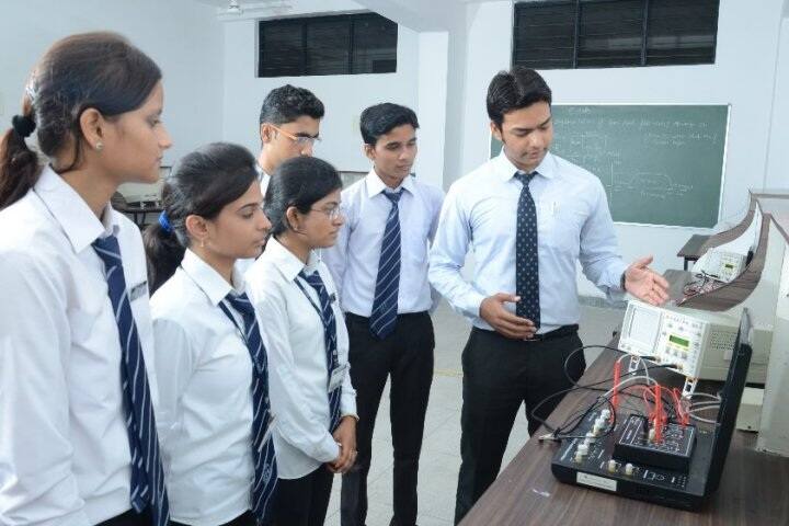 Shri Ram Murti Smarak College of Engineering and Technology, Lucknow campus photo 4