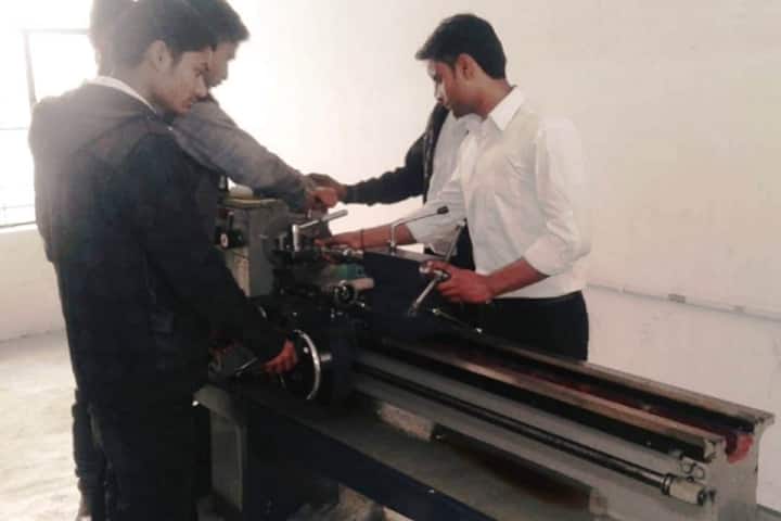 MGA Institute of Polytechnic, Kanpur campus photo 2