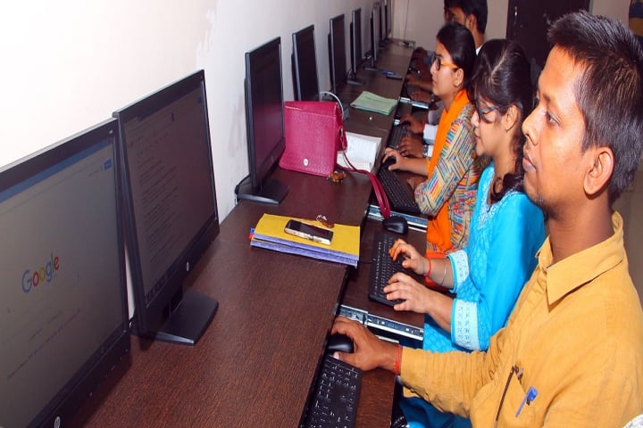 REC Azamgarh campus photo 3