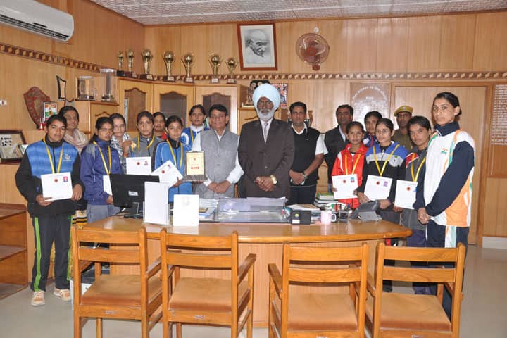 New Rajasthan Balika PG Mahavidyalaya, Jhunjhunu campus photo 2