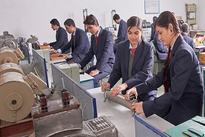 Hindusthan Institute of Technology and Management, Agra campus photo 3
