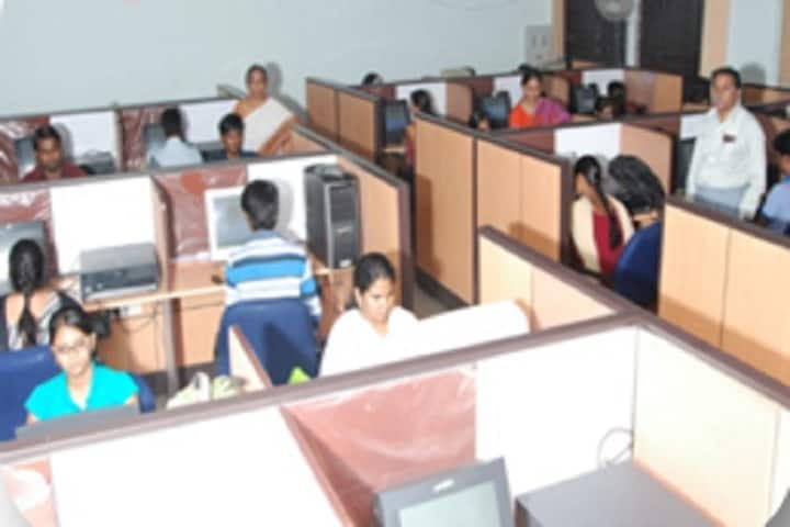 JNTUH University College of Engineering, Mahabubabad campus photo 5