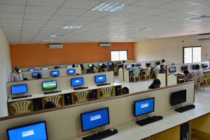 Vardhaman College of Engineering, Hyderabad campus photo 6