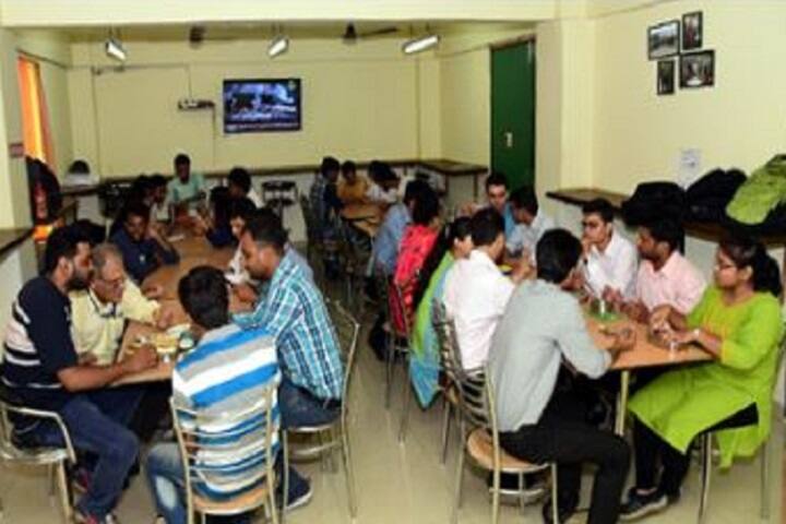 IILM Lucknow campus photo 3