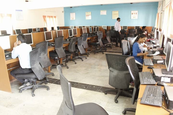 St Mary's Group of Institutions College of Engineering and Technology, Hyderabad campus photo 6