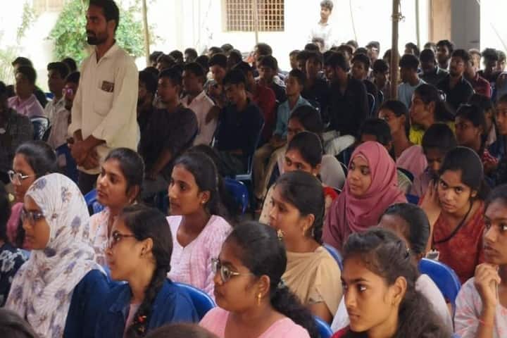 JNTUH University College of Engineering, Palair campus photo 3
