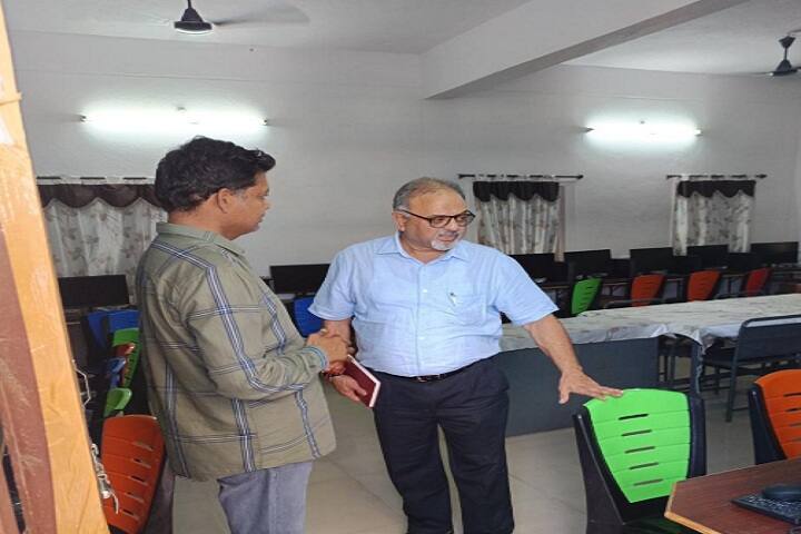 JNTUH University College of Engineering, Palair campus photo 5