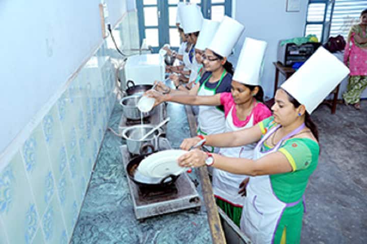 Apeejay Saraswati PG College for Girls, Bhiwani campus photo 6