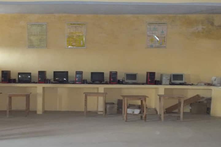 Pandit Rishi Maharaj Mahavidyalaya, Auraiya campus photo 4