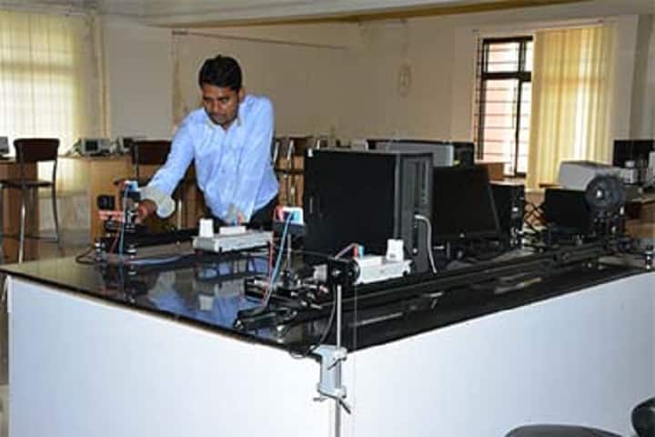 MVR Degree College, Kaushambi campus photo 2