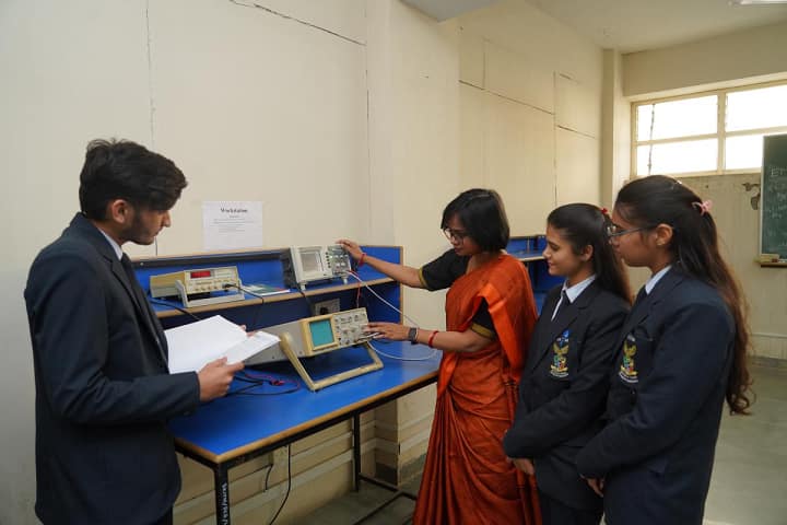 Shivajirao Kadam Institute of Technology and Management, Indore campus photo 6