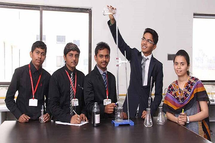 Aarya-Veer College of Engineering and Technology, Rajkot campus photo 4