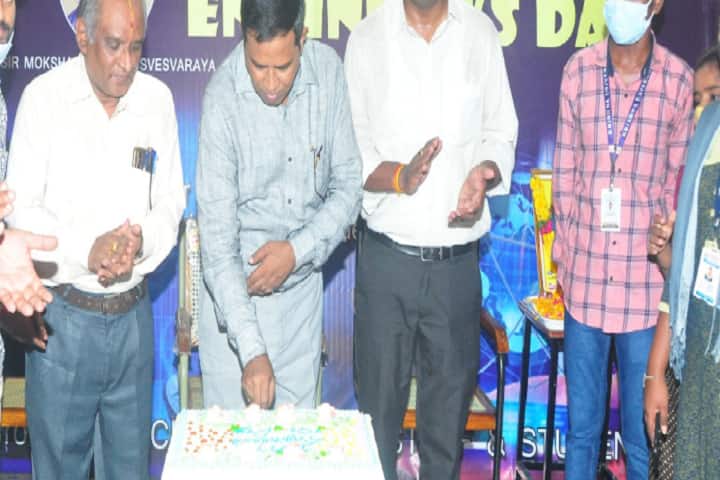 Krishna University College of Engineering and Technology, Machilipatnam campus photo 5
