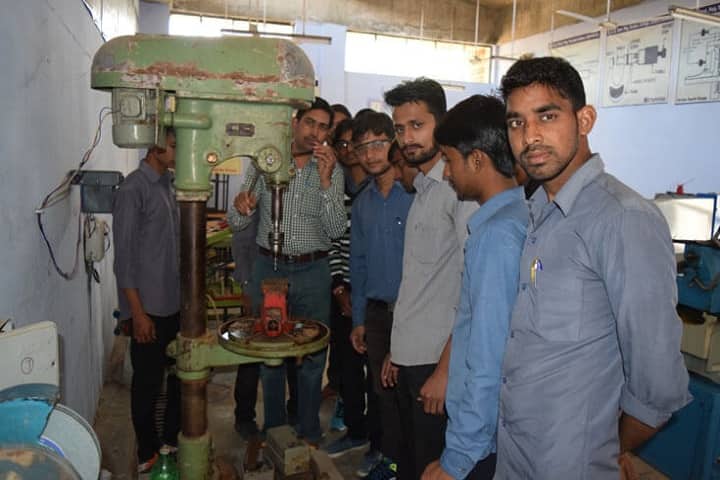 Rani Jhansi Laxmi Bai Government Polytechnic, Loharu campus photo 6
