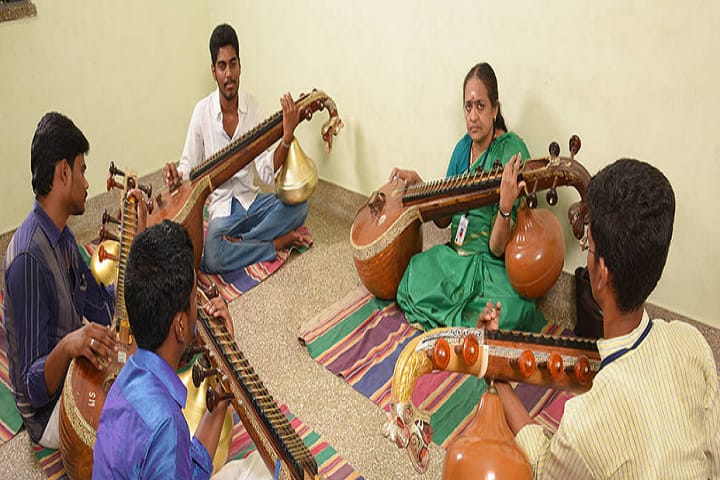Sri Sathguru Sangeetha Vidyalayam College of Music and Research Centre, Madurai campus photo 5