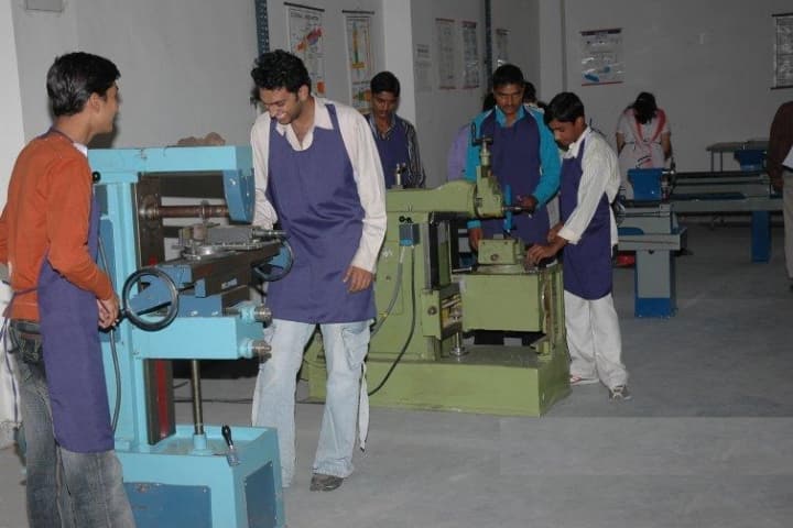 World Institute of Technology, Gurgaon campus photo 2