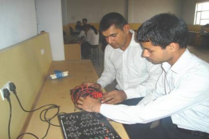 Shanti Niketan College of Engineering, Hisar campus photo 3