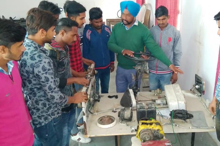 Saint Kabir Polytechnic College, Fazilka campus photo 4