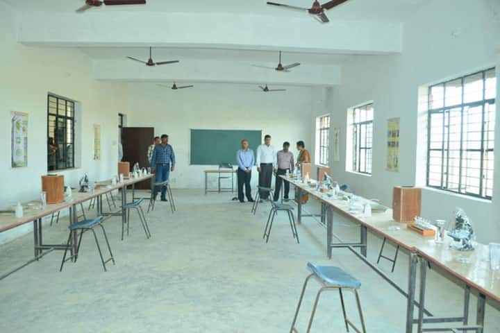 Girija Devi Degree College, Farrukhabad campus photo 5