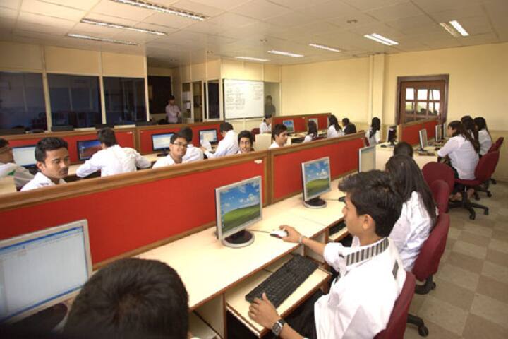 SRN Adarsh College, Bangalore campus photo 5
