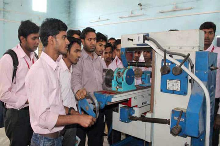 Jakir Hossain Institute of Polytechnic, Murshidabad campus photo 4