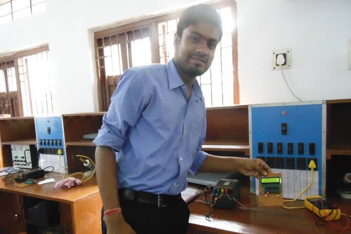 Saroj Mohan Institute of Technology, Hooghly campus photo 4