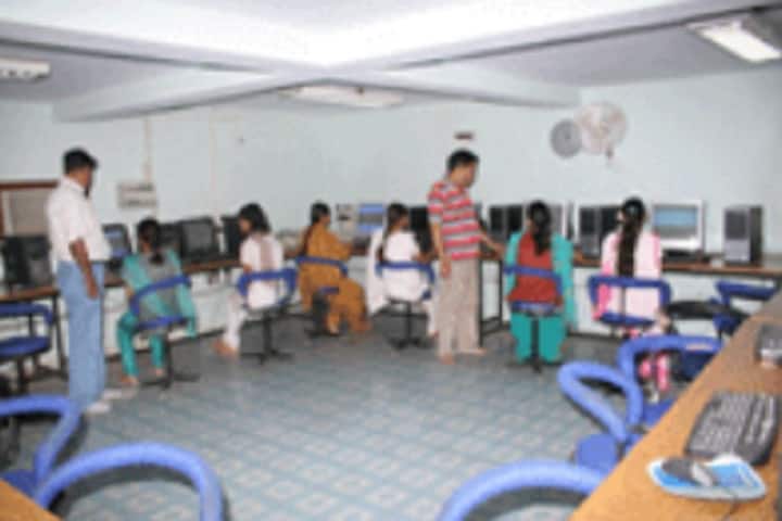 Paliwal PG College, Shikohabad campus photo 2