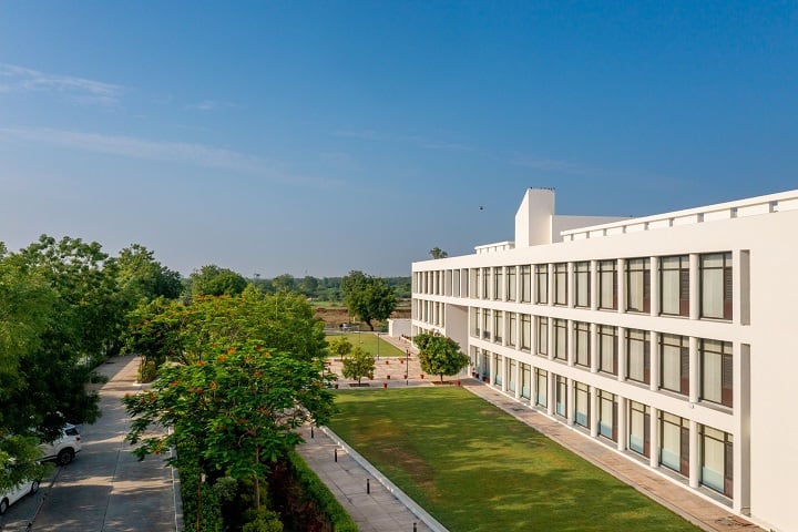 Adani Institute of Digital Technology Management, Gandhinagar campus photo 5
