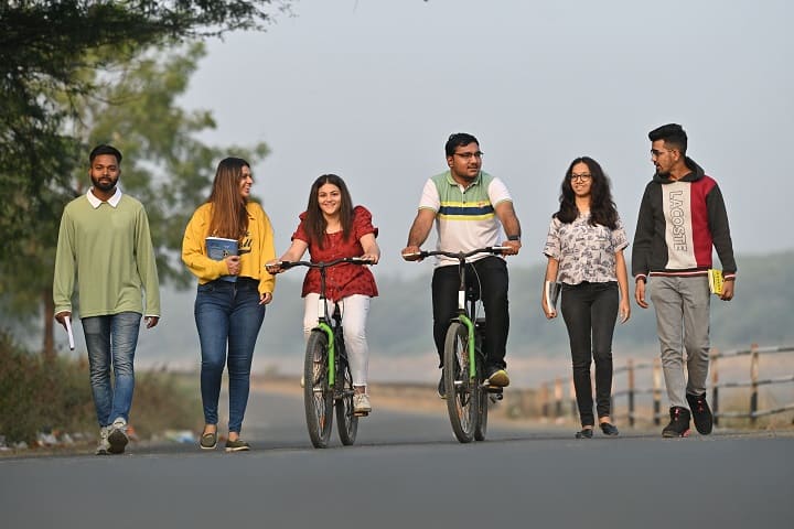 Adani Institute of Digital Technology Management, Gandhinagar campus photo 6