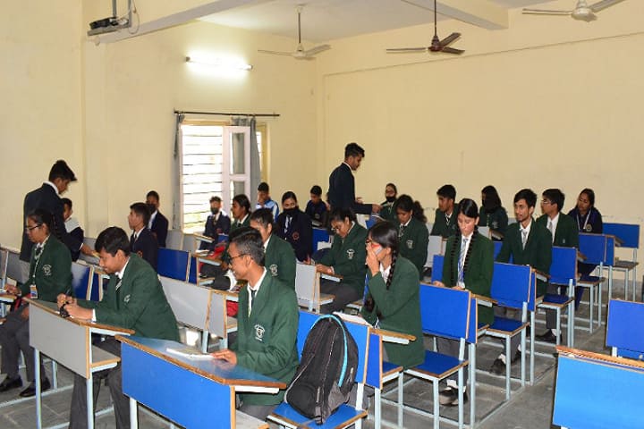 Amrapali Institute of Pharmacy, Haldwani campus photo 2