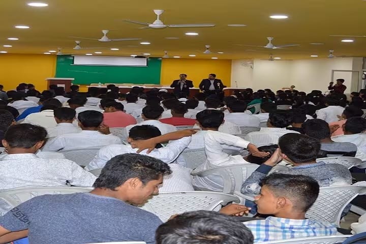 Yashoda Technical Campus, Faculty of Pharmacy, Satara campus photo 6