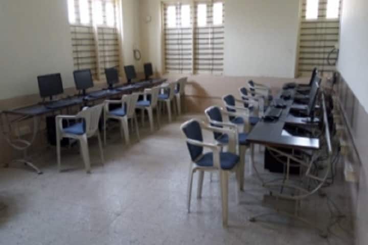 Anand Homoeopathic Medical College and Research Institute, Anand campus photo 3