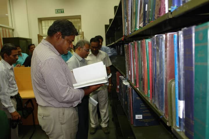 Ajmal Khan Tibbiya College, Aligarh Muslim University, Aligarh campus photo 3