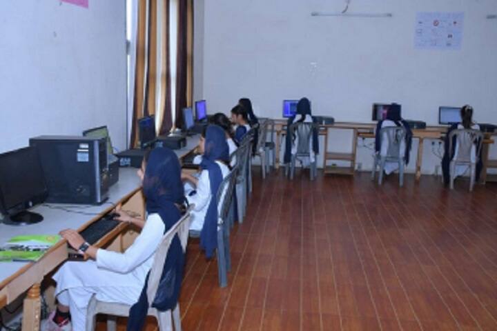 Sant Baba Hazara Singh Girls College, Gurdaspur campus photo 5