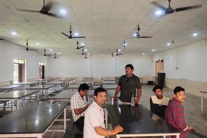 Dhabaleswar Institute of Pharmacy, Cuttack campus photo 6