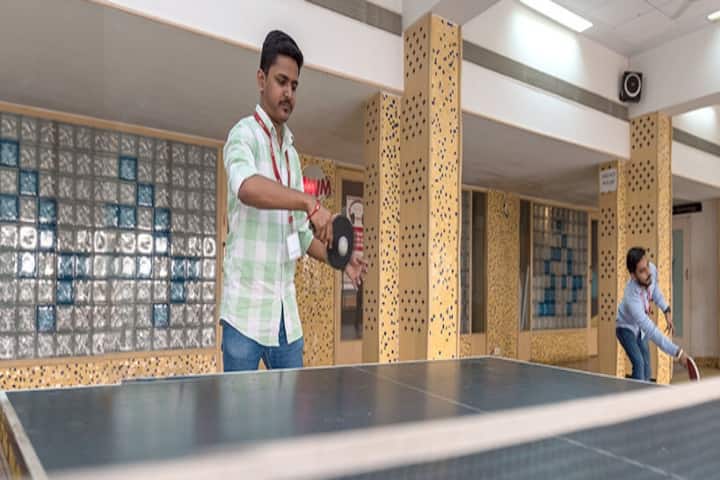 MET Institute of International Studies, Mumbai campus photo 6