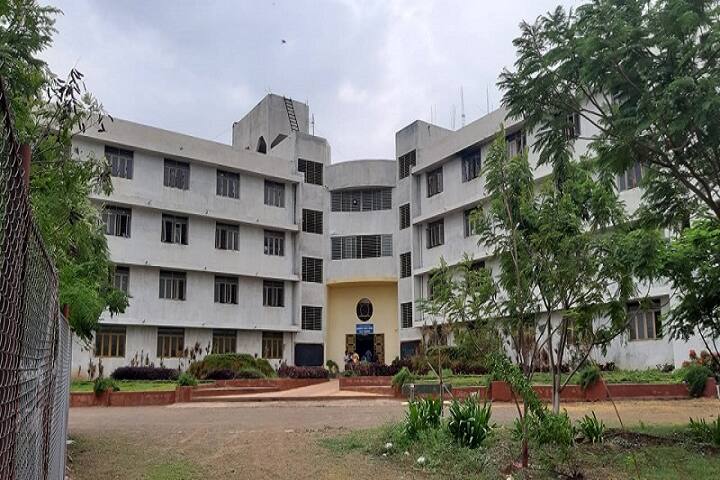 Karmayogi Institute of Pharmacy, Solapur campus photo 2