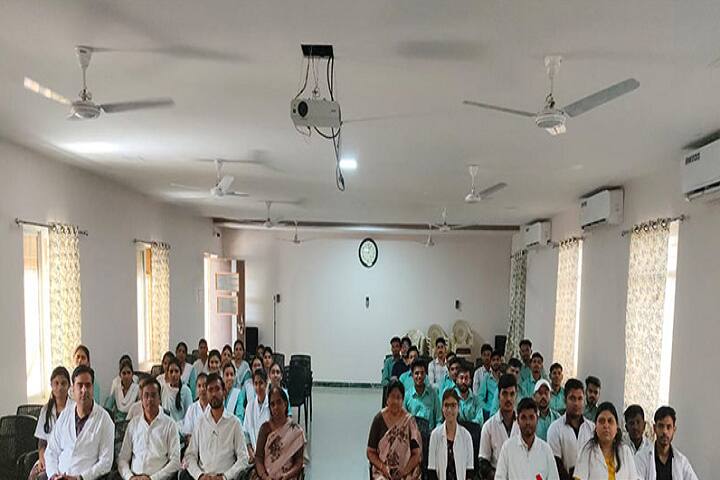 Smt Vimaltai Batesing Raghuwanshi College of Nursing, Nandurbar campus photo 3